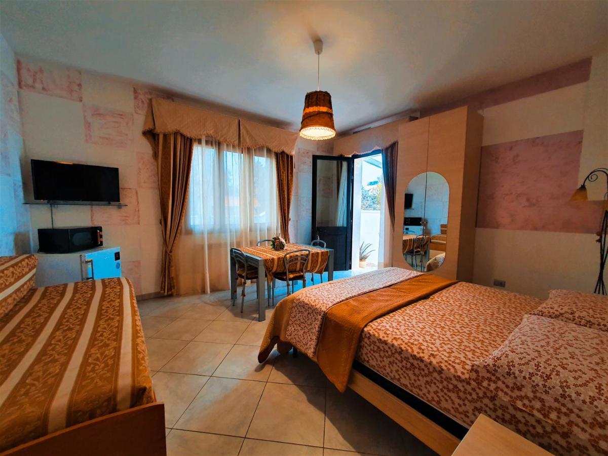 Da Casa Tiziana Hotel Porto Cesareo Luaran gambar