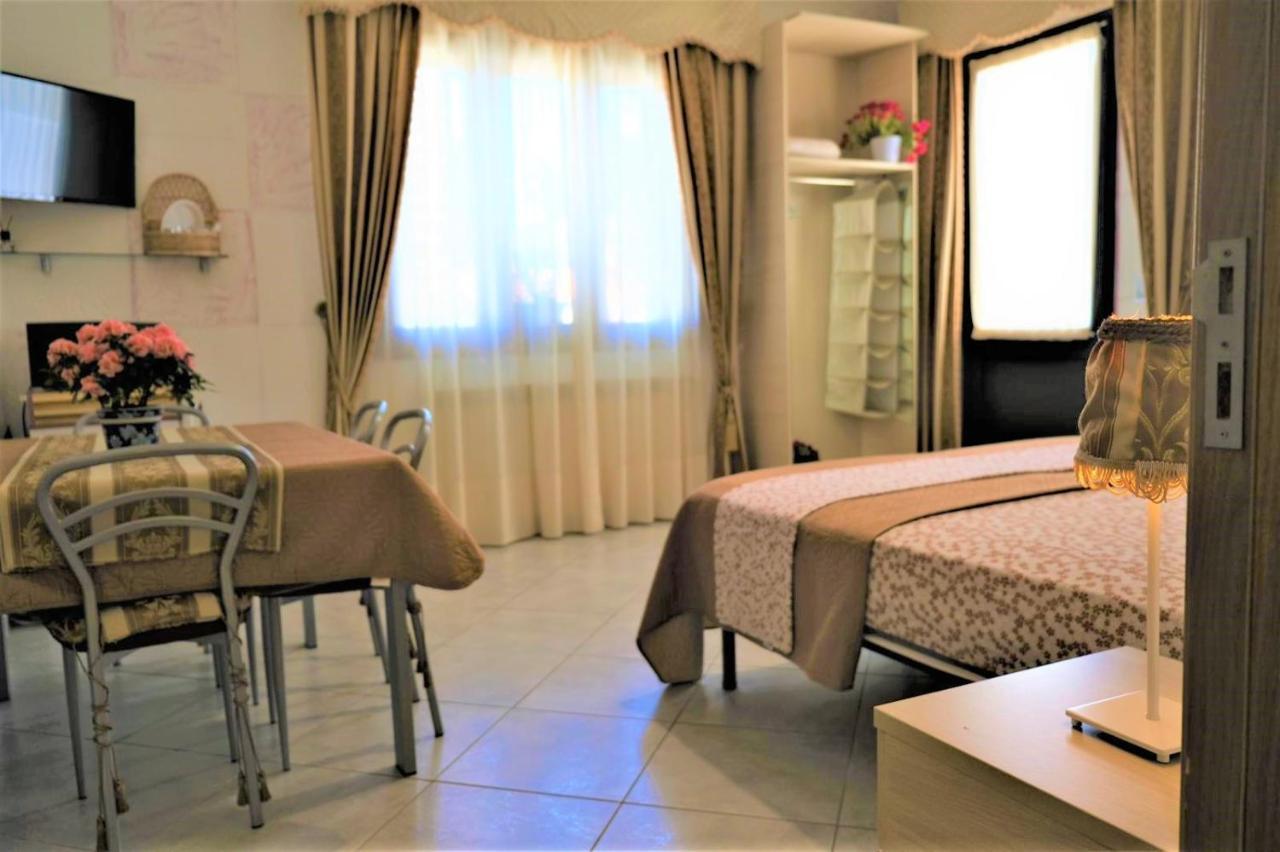 Da Casa Tiziana Hotel Porto Cesareo Luaran gambar